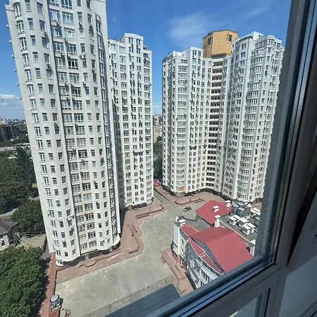Apartment Elite On French Boulvard 141 *