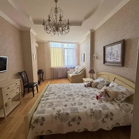 Elite On French Boulvard 141 Apartment